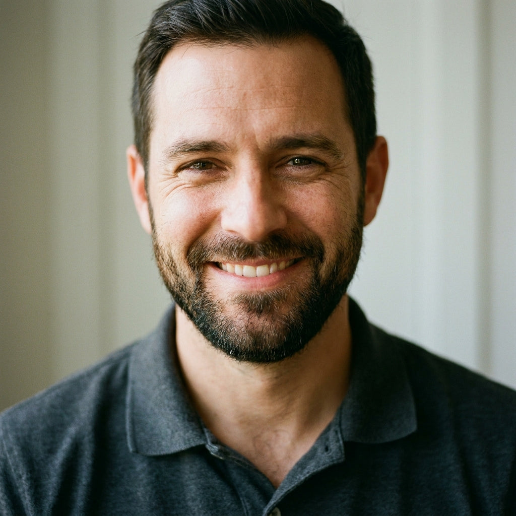 files/Smiling_man_posing_for_portrait_202608080054.jpg